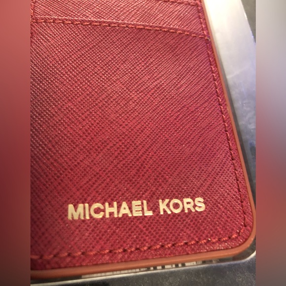 Brand New Michael Kors iPhone 6 Case + Second Michael Kors iPhone Case FREE - Picture 5 of 12